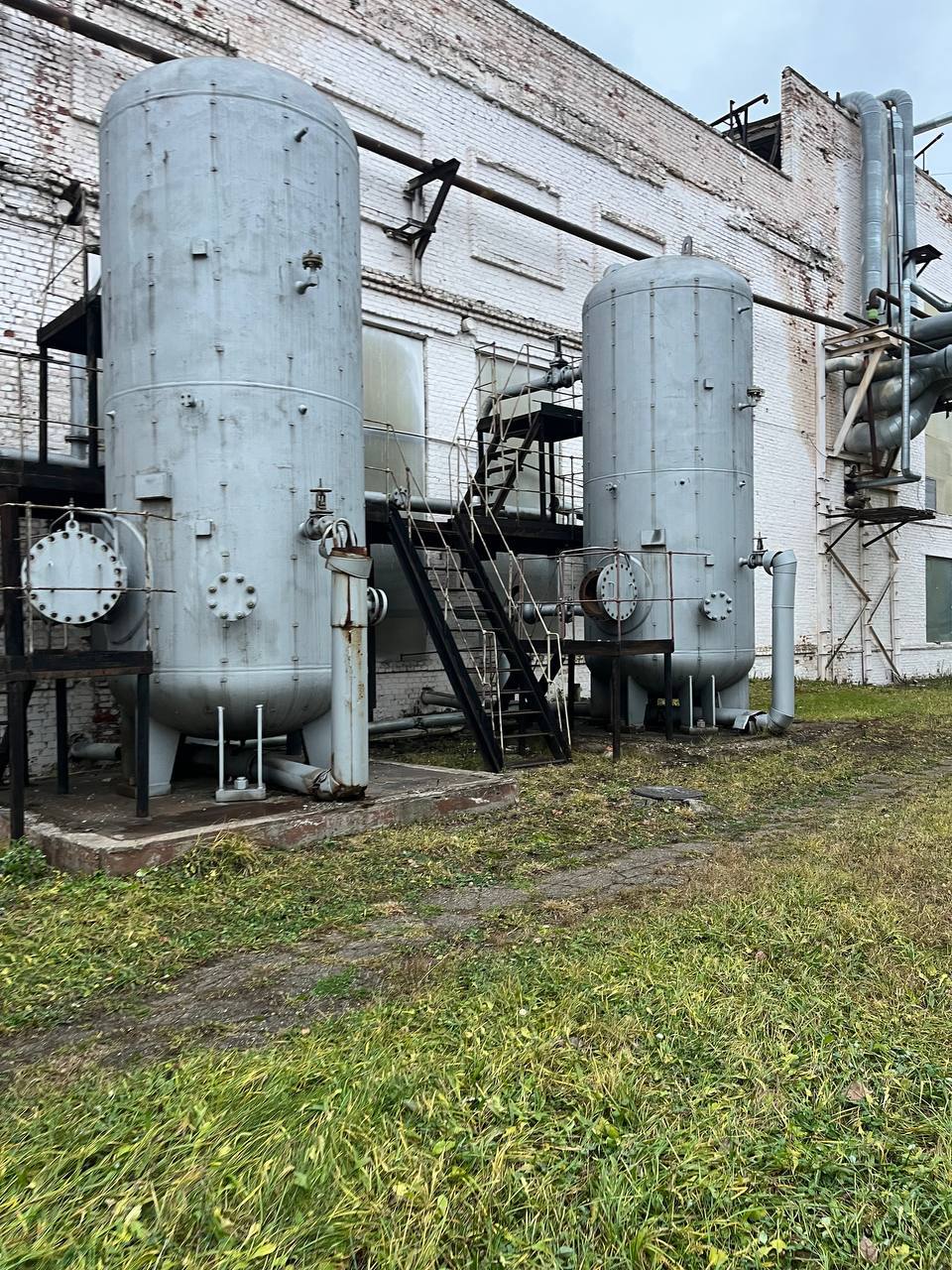 Резервуар в составе партии, 100 м³, выкуп с промышленной площадки